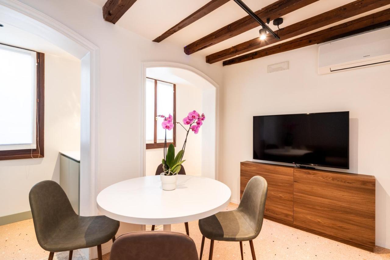 Apartment Palazzo Miracoli Venedig
